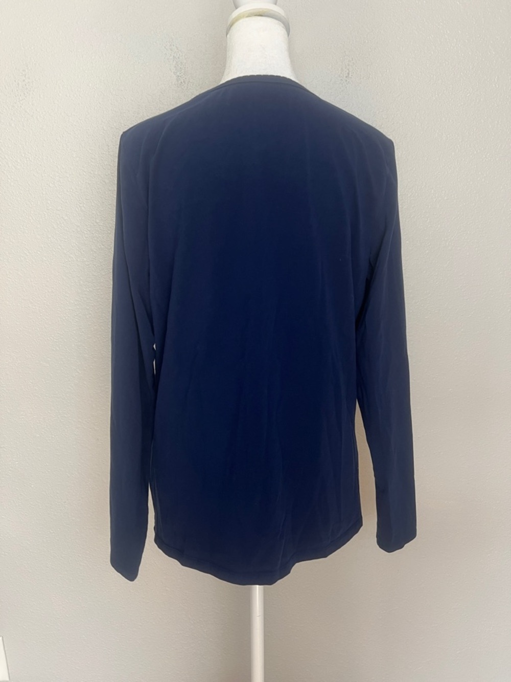 Lands End Crewneck Long Sleeve Shirt Blue Size Medium - Picture 3 of 8